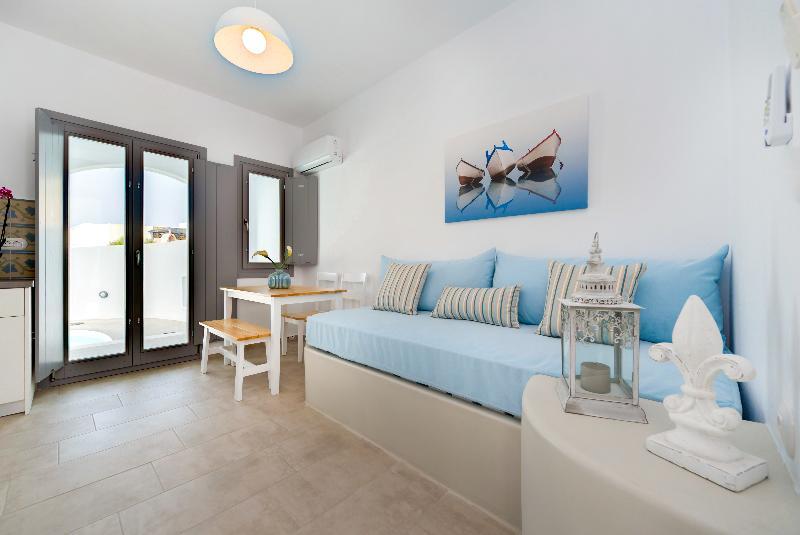 White Harmony Suites Megalochori  Eksteriør bilde